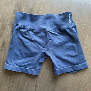DFYNE shorts